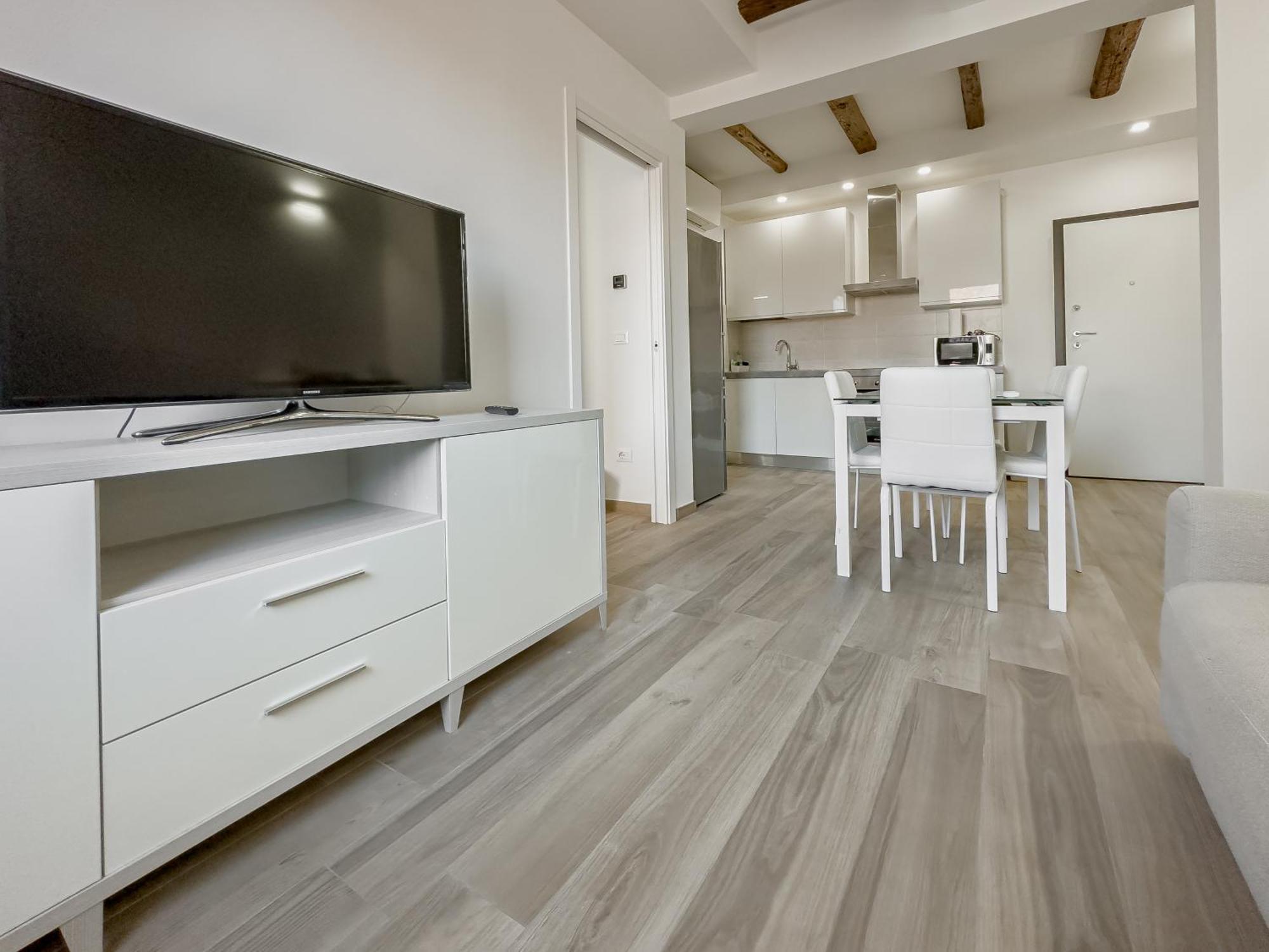 Realkasa Canonica Apartment Bologna Ngoại thất bức ảnh